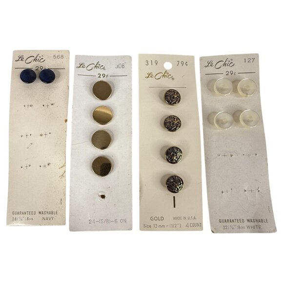 VTG Le Chic Buttons Various Sizes & Colors 18 Cards Some Partial Some Complete - Picture 5 of 6